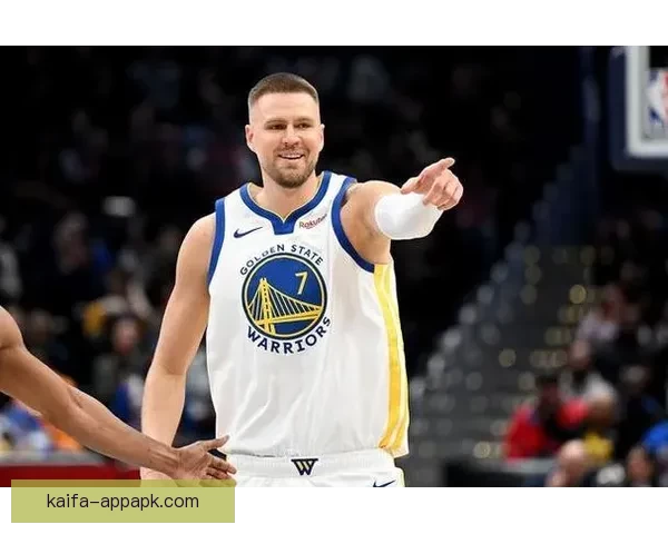 波尔津吉斯称球队队医塞莱布里尼为史上最佳 右手腕伤势影响三分投篮节奏